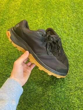 Salomon outbound gtx goretex outdoor shoes size 11